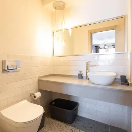 Sakız Söğüt'de özel Havuzlu Kiralık *